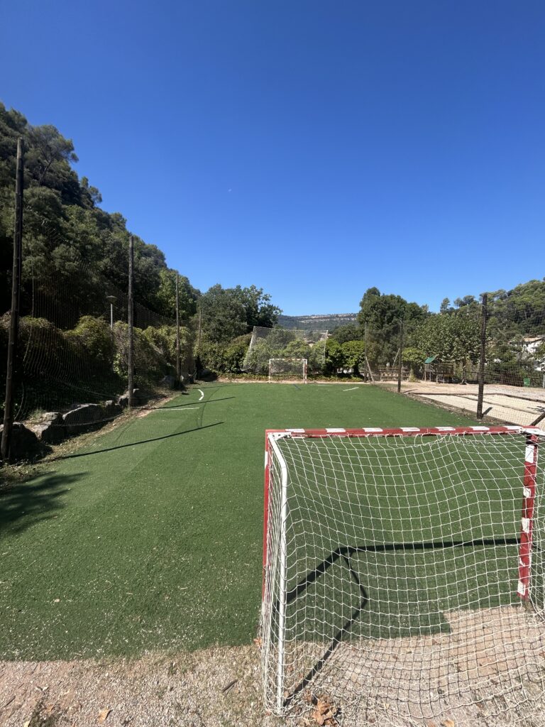 zona deportiva campo futbol camping lavenco