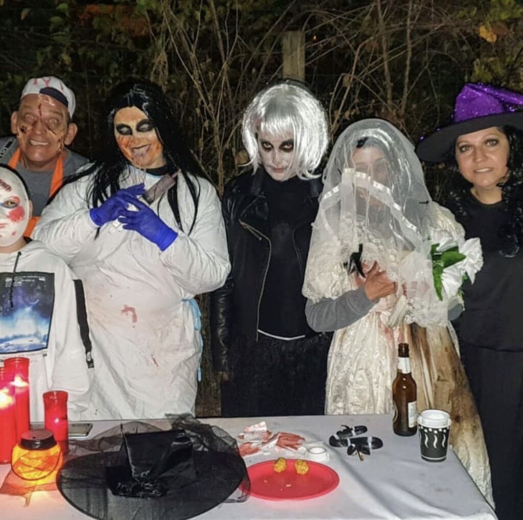 Activitats experiencia camping lavenco halloween